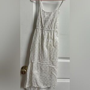 8 Old Navy White Gold Dress